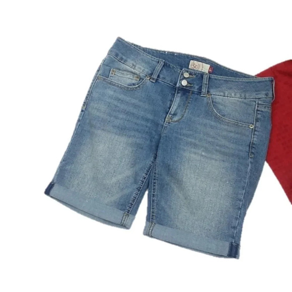 So Capri Denim Shorts - Picture 1 of 4